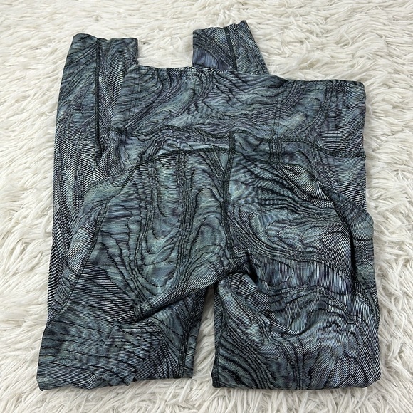 Lululemon Fast and Free Tight 25" *Non-Reflective Nulux Dimensional Icing Blue M - Picture 5 of 7